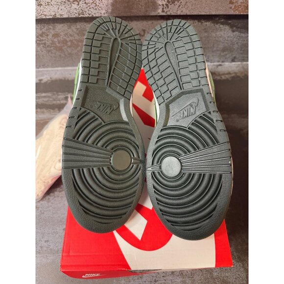 Women's Nike Dunk Low Avocado Size 8- DM7606-300 - Picture 9 of 12